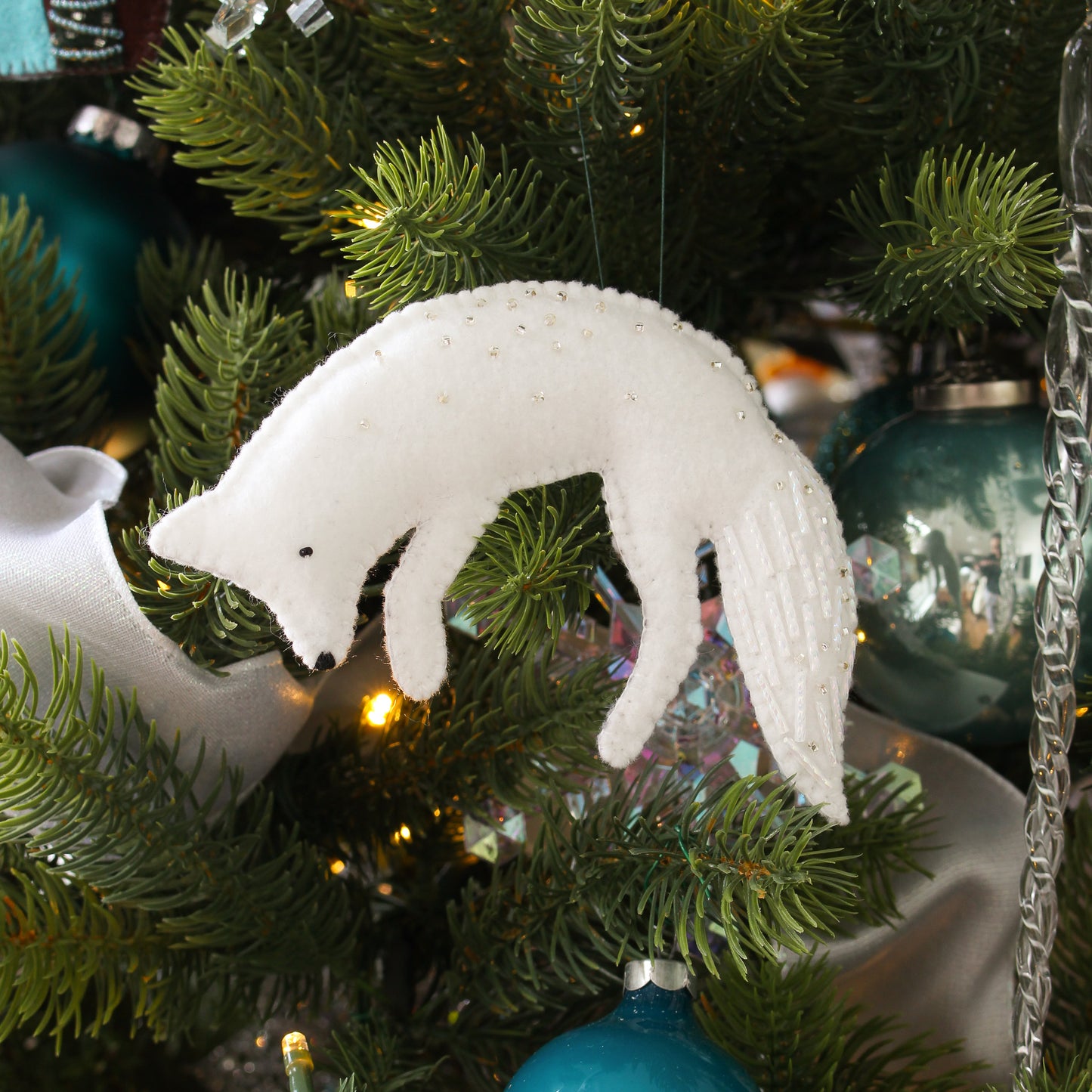 *Digital* Leaping Fox Felt Ornament Pattern