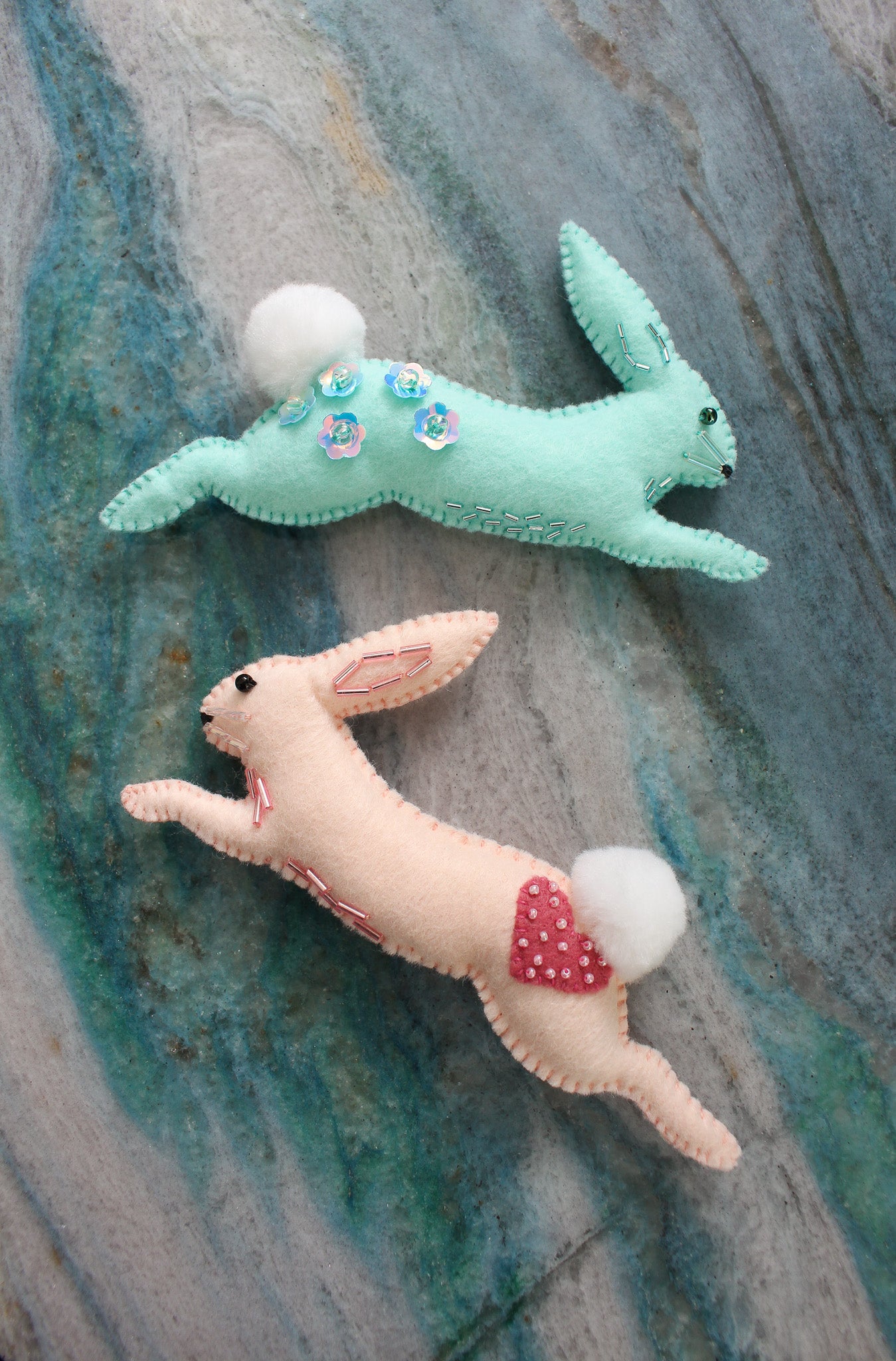 *Digital* Leaping Bunny Felt Ornament Pattern
